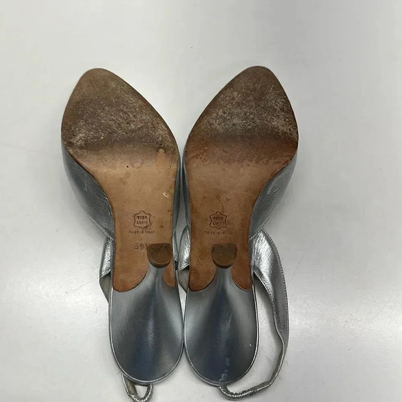 Manolo Blahnik Metallic Silver Slingback Heels - Picture 10 of 14